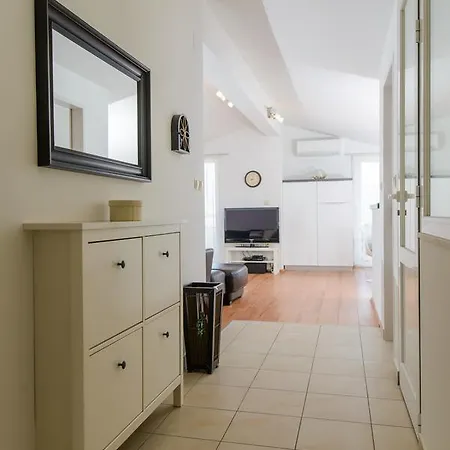 Deluxe * Trogir